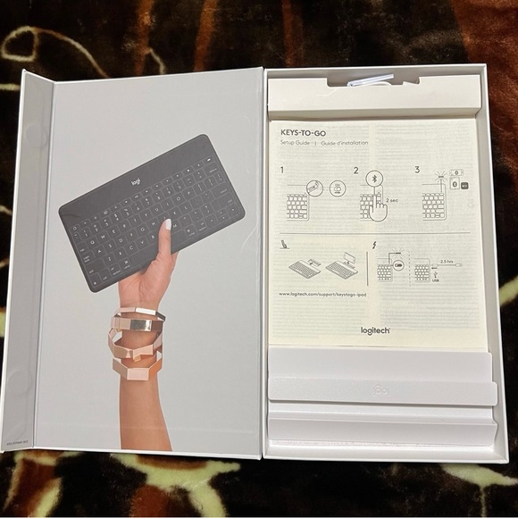 Logitech wireless To-go Keyboard - Picture 2 of 5